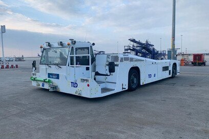 Introduced at Delhi Airport in 2019, TaxiBots helped to save 214,000 litres of aviation turbine fuel and reducing 532 tonnes of CO2 emissions.