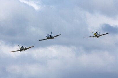 Brisbane’s new runway inaugurated with vintage aircraft sky show